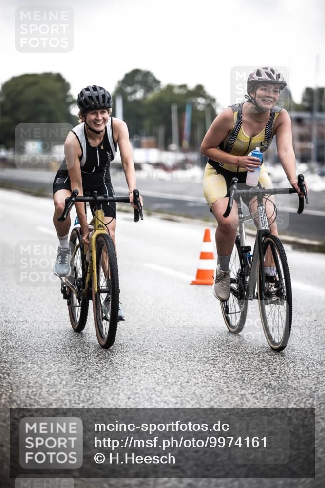16.08.2026 - KN Förde Triathlon 2026 H.Heesch http://msf.ph/oto/9974161 16.08.2026 10:18:40 Radfahren  meine-sportfotos.de