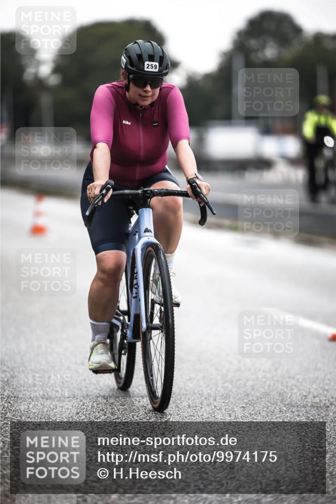 16.08.2026 - KN Förde Triathlon 2026 H.Heesch http://msf.ph/oto/9974175 16.08.2026 10:20:04 Radfahren  meine-sportfotos.de