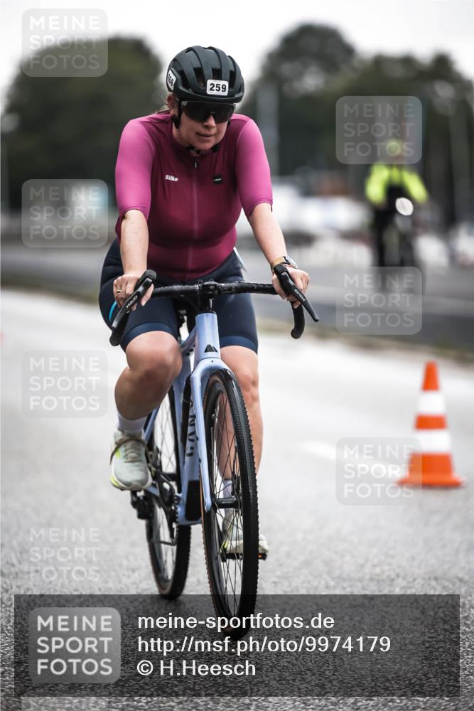 16.08.2026 - KN Förde Triathlon 2026 H.Heesch http://msf.ph/oto/9974179 16.08.2026 10:20:04 Radfahren  meine-sportfotos.de