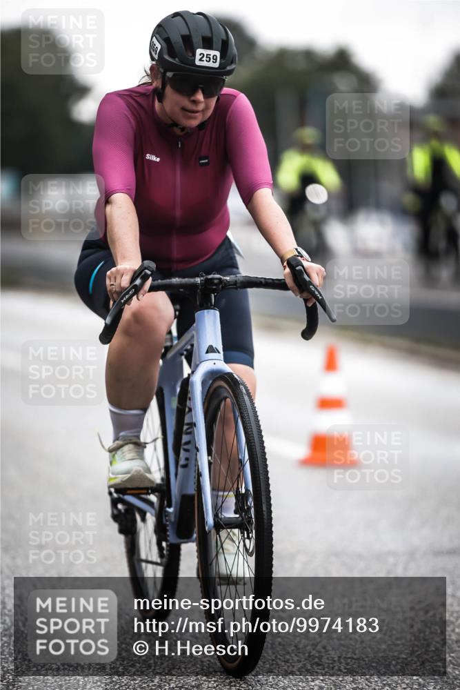 16.08.2026 - KN Förde Triathlon 2026 H.Heesch http://msf.ph/oto/9974183 16.08.2026 10:20:04 Radfahren  meine-sportfotos.de