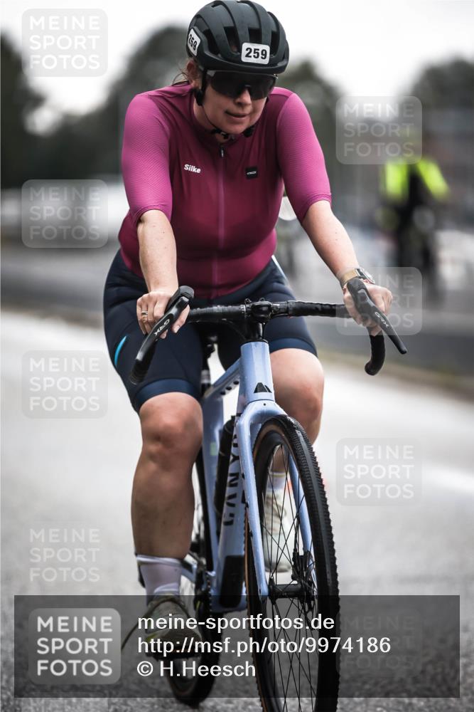 16.08.2026 - KN Förde Triathlon 2026 H.Heesch http://msf.ph/oto/9974186 16.08.2026 10:20:04 Radfahren  meine-sportfotos.de