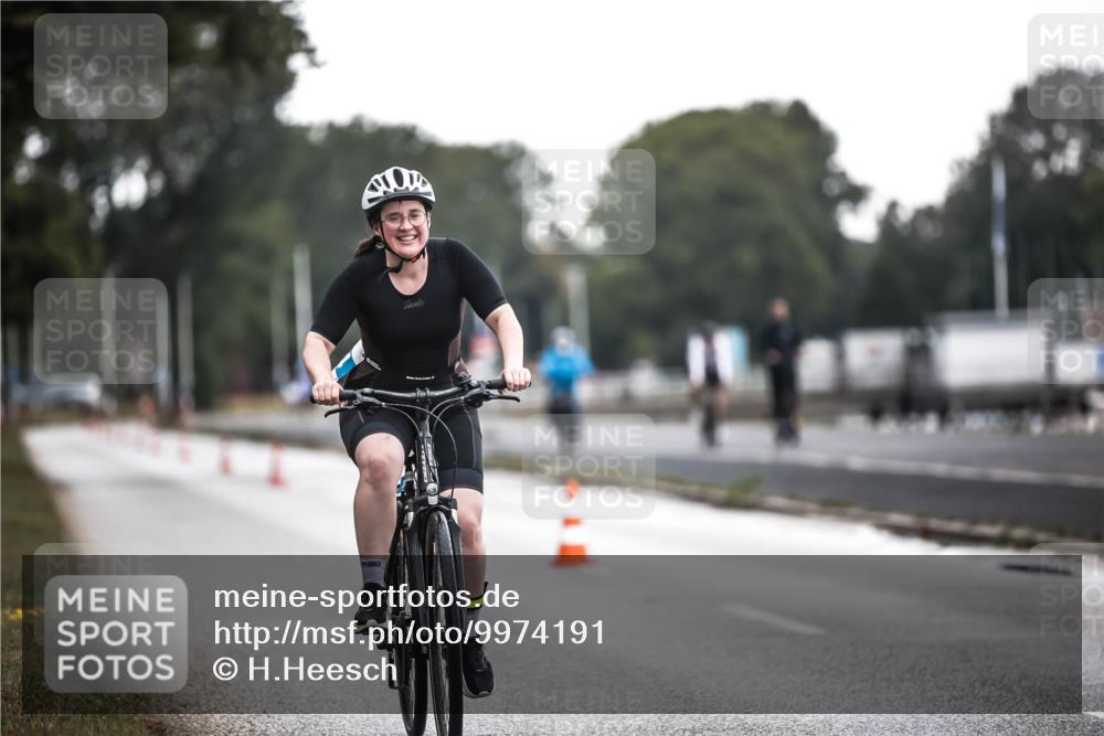 16.08.2026 - KN Förde Triathlon 2026 H.Heesch http://msf.ph/oto/9974191 16.08.2026 10:21:24 Radfahren  meine-sportfotos.de