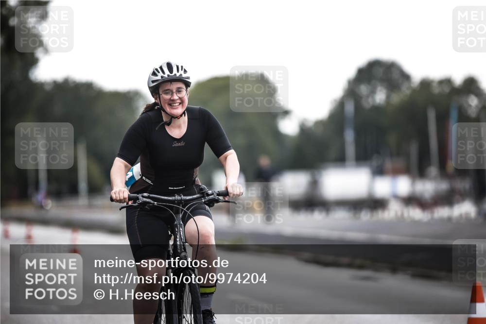 16.08.2026 - KN Förde Triathlon 2026 H.Heesch http://msf.ph/oto/9974204 16.08.2026 10:21:24 Radfahren  meine-sportfotos.de