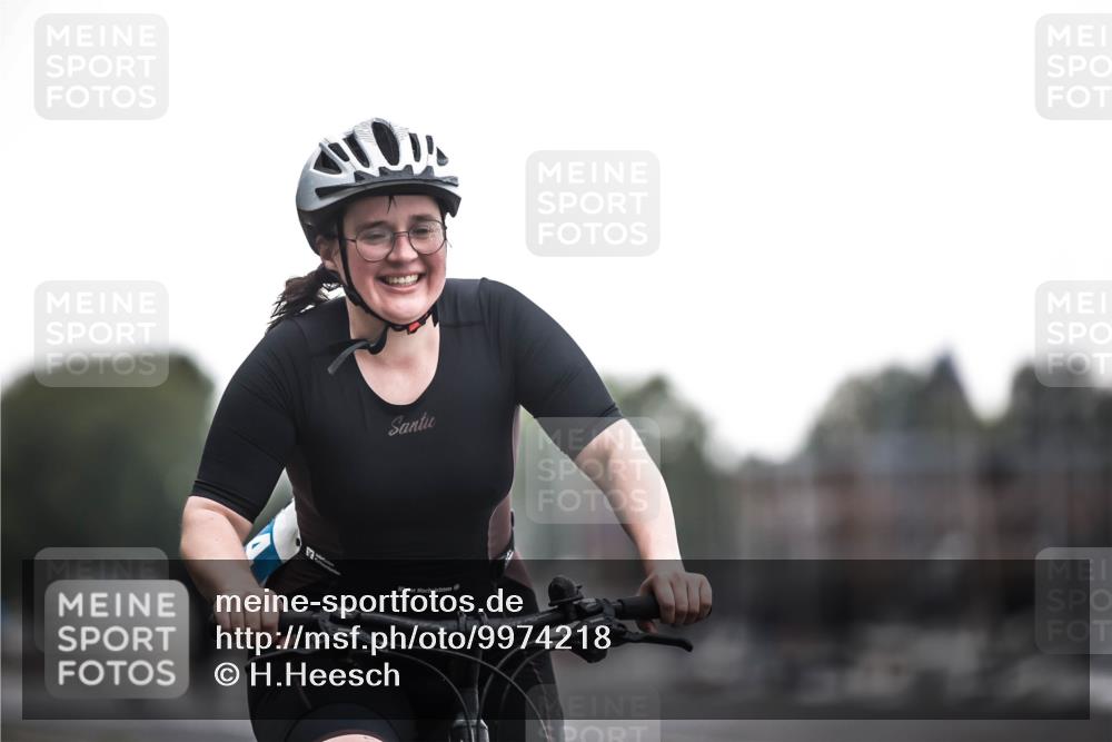 16.08.2026 - KN Förde Triathlon 2026 H.Heesch http://msf.ph/oto/9974218 16.08.2026 10:21:25 Radfahren  meine-sportfotos.de