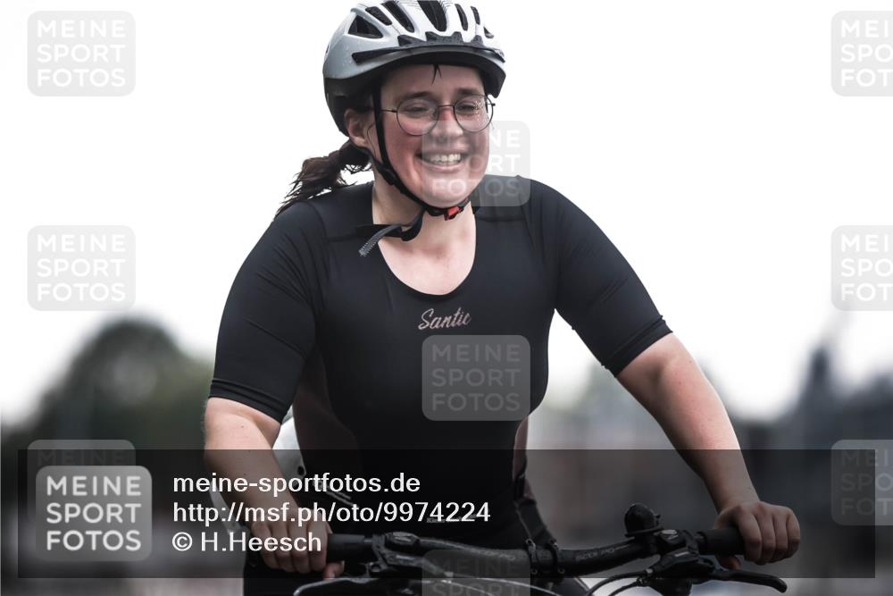 16.08.2026 - KN Förde Triathlon 2026 H.Heesch http://msf.ph/oto/9974224 16.08.2026 10:21:25 Radfahren  meine-sportfotos.de