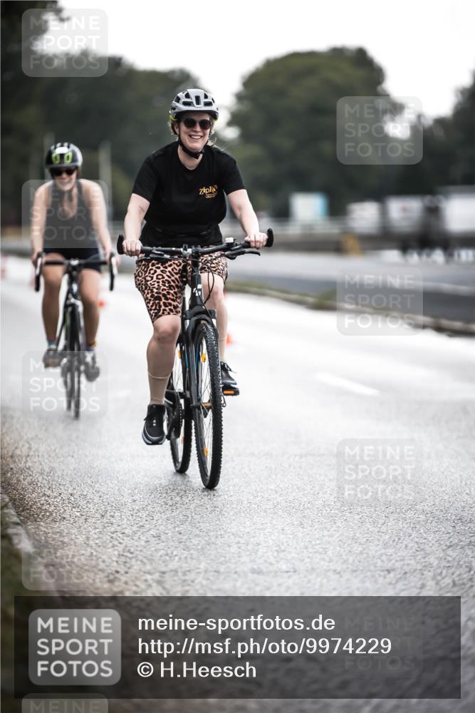 16.08.2026 - KN Förde Triathlon 2026 H.Heesch http://msf.ph/oto/9974229 16.08.2026 10:22:11 Radfahren  meine-sportfotos.de