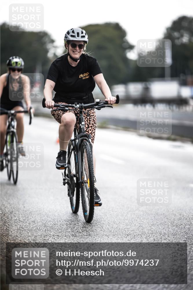 16.08.2026 - KN Förde Triathlon 2026 H.Heesch http://msf.ph/oto/9974237 16.08.2026 10:22:11 Radfahren  meine-sportfotos.de