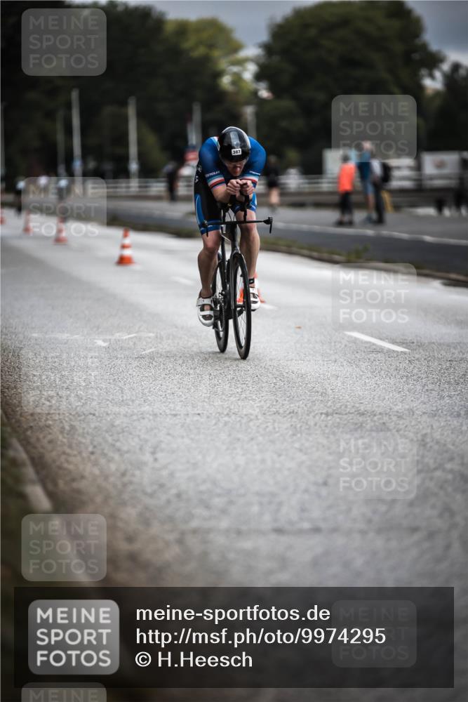 16.08.2026 - KN Förde Triathlon 2026 H.Heesch http://msf.ph/oto/9974295 16.08.2026 10:59:44 Radfahren 307, 318 meine-sportfotos.de