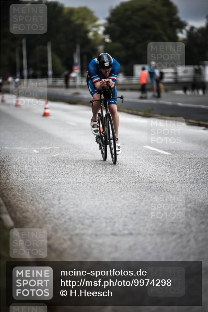 16.08.2026 - KN Förde Triathlon 2026 H.Heesch http://msf.ph/oto/9974298 16.08.2026 10:59:44 Radfahren 307, 318 meine-sportfotos.de