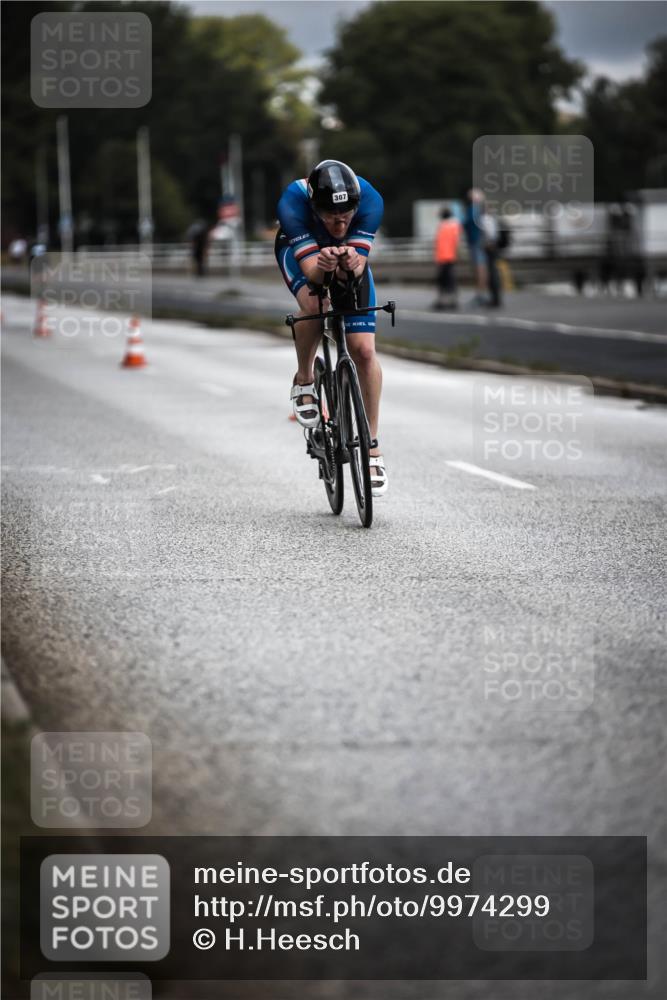 16.08.2026 - KN Förde Triathlon 2026 H.Heesch http://msf.ph/oto/9974299 16.08.2026 10:59:44 Radfahren 307, 318 meine-sportfotos.de