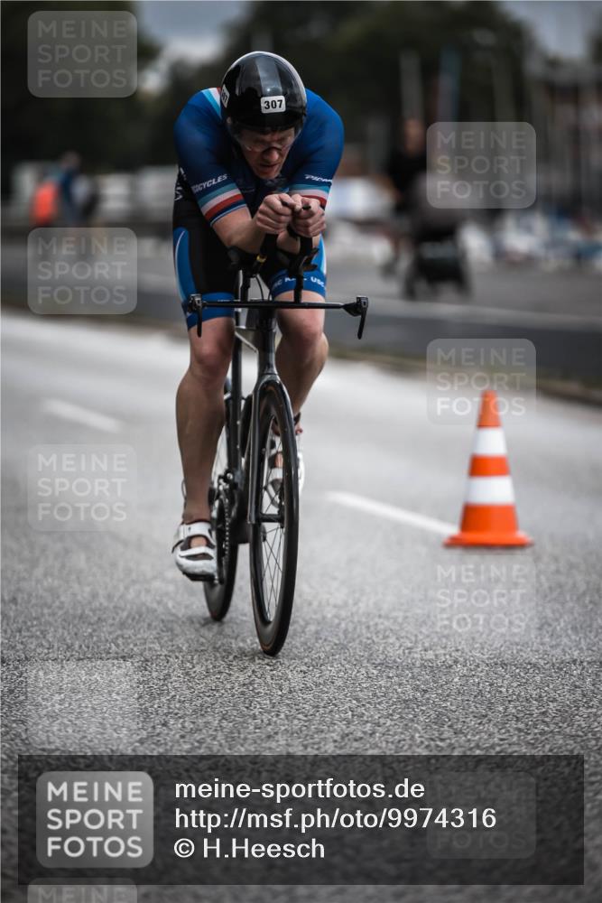 16.08.2026 - KN Förde Triathlon 2026 H.Heesch http://msf.ph/oto/9974316 16.08.2026 10:59:45 Radfahren 307, 318 meine-sportfotos.de