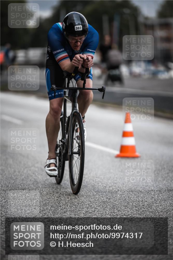 16.08.2026 - KN Förde Triathlon 2026 H.Heesch http://msf.ph/oto/9974317 16.08.2026 10:59:45 Radfahren 307, 318 meine-sportfotos.de
