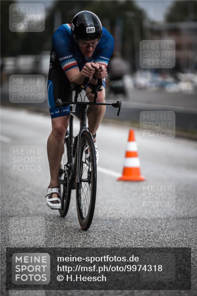 16.08.2026 - KN Förde Triathlon 2026 H.Heesch http://msf.ph/oto/9974318 16.08.2026 10:59:45 Radfahren 307, 318 meine-sportfotos.de