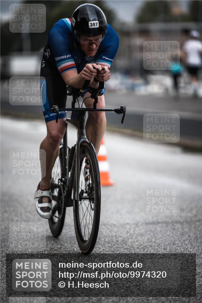 16.08.2026 - KN Förde Triathlon 2026 H.Heesch http://msf.ph/oto/9974320 16.08.2026 10:59:45 Radfahren 307, 318 meine-sportfotos.de