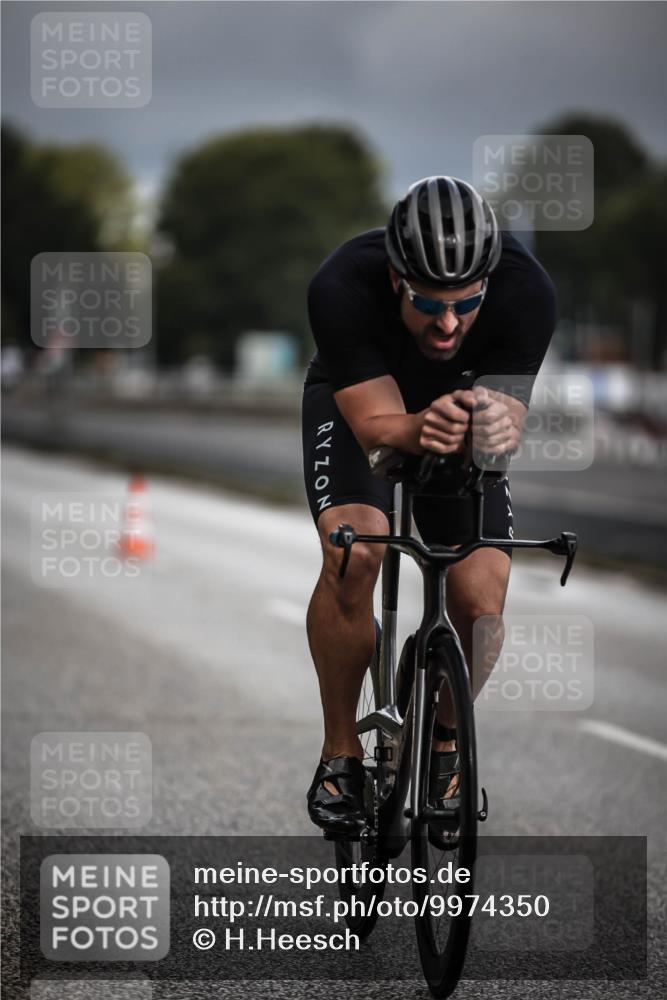 16.08.2026 - KN Förde Triathlon 2026 H.Heesch http://msf.ph/oto/9974350 16.08.2026 11:00:47 Radfahren 221, 308, 312 meine-sportfotos.de