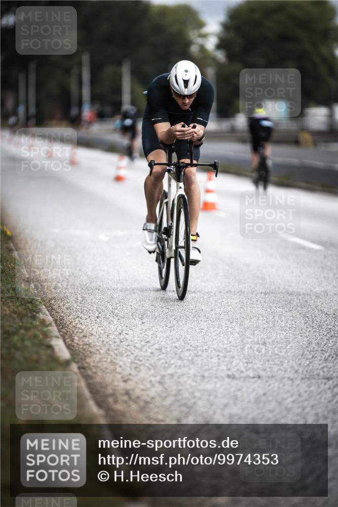 16.08.2026 - KN Förde Triathlon 2026 H.Heesch http://msf.ph/oto/9974353 16.08.2026 11:00:54 Radfahren 304 meine-sportfotos.de