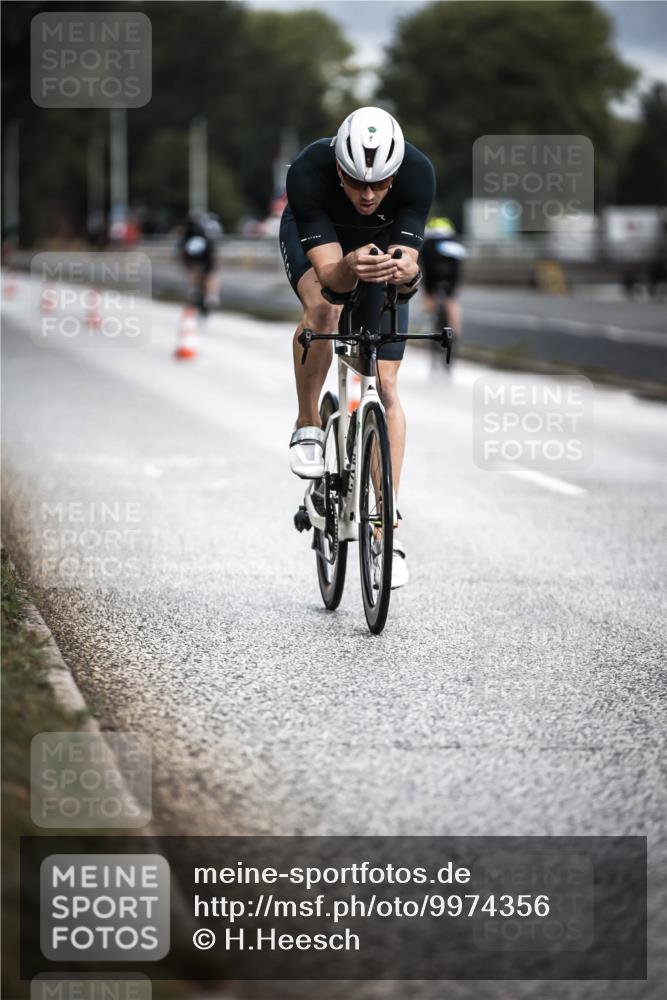 16.08.2026 - KN Förde Triathlon 2026 H.Heesch http://msf.ph/oto/9974356 16.08.2026 11:00:55 Radfahren 304 meine-sportfotos.de