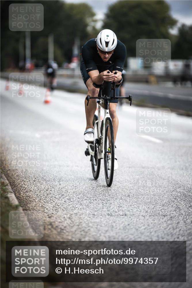 16.08.2026 - KN Förde Triathlon 2026 H.Heesch http://msf.ph/oto/9974357 16.08.2026 11:00:55 Radfahren 304 meine-sportfotos.de