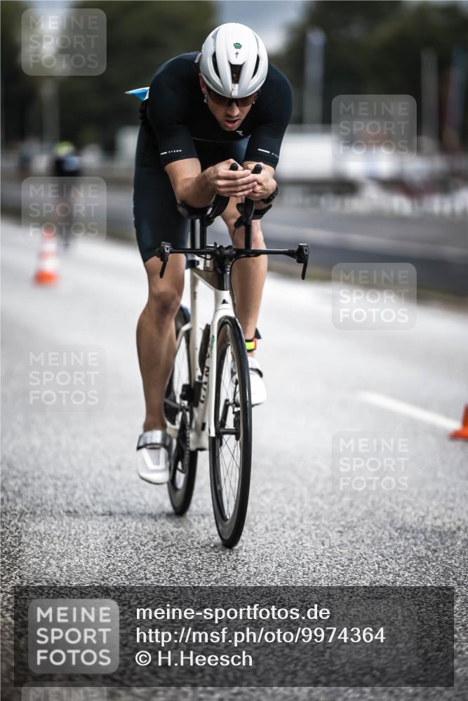 16.08.2026 - KN Förde Triathlon 2026 H.Heesch http://msf.ph/oto/9974364 16.08.2026 11:00:55 Radfahren 304 meine-sportfotos.de