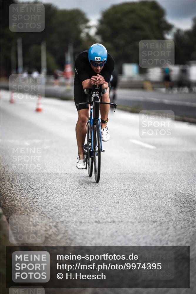 16.08.2026 - KN Förde Triathlon 2026 H.Heesch http://msf.ph/oto/9974395 16.08.2026 11:01:19 Radfahren 330 meine-sportfotos.de