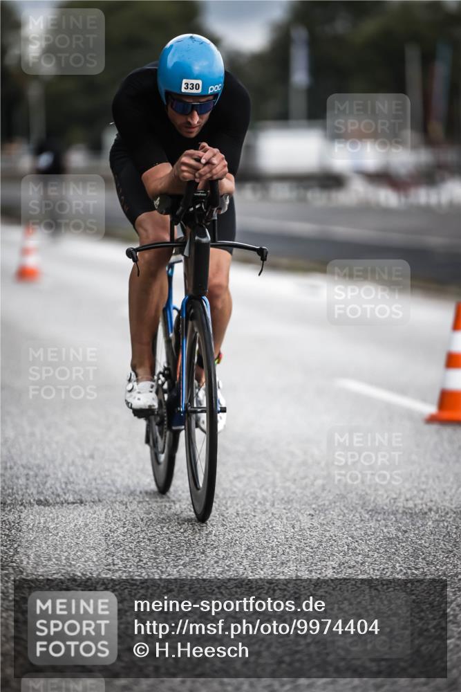 16.08.2026 - KN Förde Triathlon 2026 H.Heesch http://msf.ph/oto/9974404 16.08.2026 11:01:19 Radfahren 330 meine-sportfotos.de