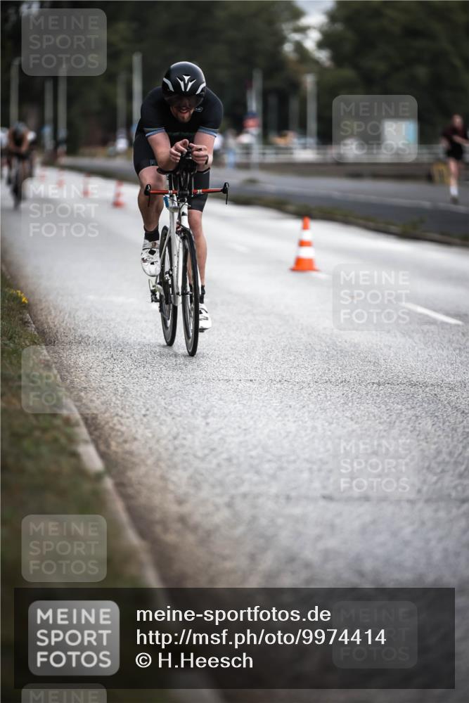 16.08.2026 - KN Förde Triathlon 2026 H.Heesch http://msf.ph/oto/9974414 16.08.2026 11:01:44 Radfahren 310, 311 meine-sportfotos.de
