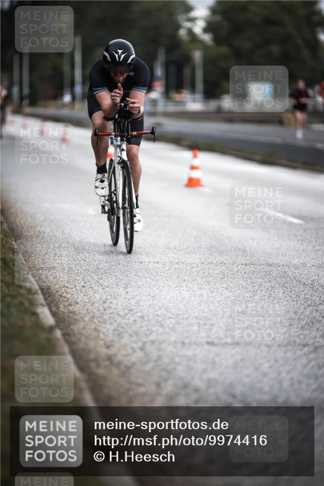 16.08.2026 - KN Förde Triathlon 2026 H.Heesch http://msf.ph/oto/9974416 16.08.2026 11:01:44 Radfahren 310, 311 meine-sportfotos.de