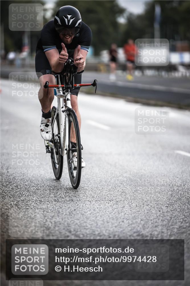 16.08.2026 - KN Förde Triathlon 2026 H.Heesch http://msf.ph/oto/9974428 16.08.2026 11:01:44 Radfahren 310, 311 meine-sportfotos.de