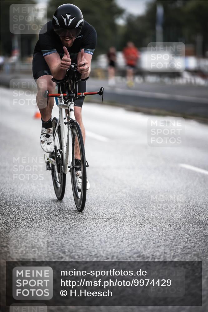 16.08.2026 - KN Förde Triathlon 2026 H.Heesch http://msf.ph/oto/9974429 16.08.2026 11:01:44 Radfahren 310, 311 meine-sportfotos.de