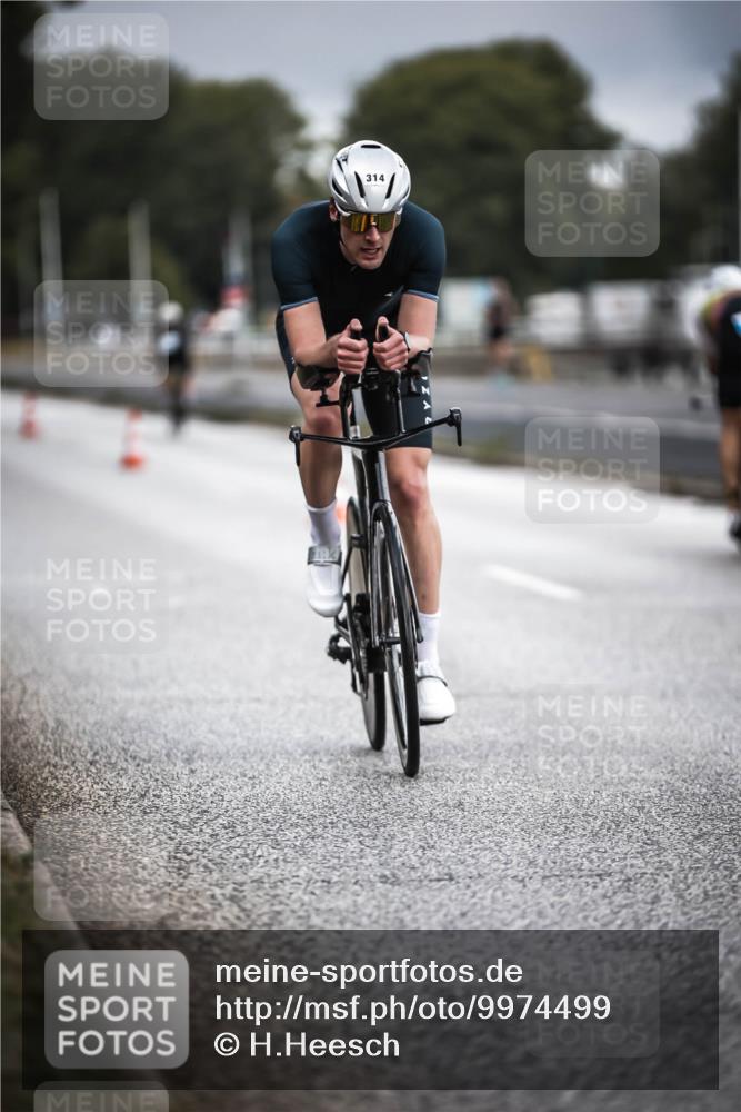 16.08.2026 - KN Förde Triathlon 2026 H.Heesch http://msf.ph/oto/9974499 16.08.2026 11:02:16 Radfahren 314, 327, 441 meine-sportfotos.de