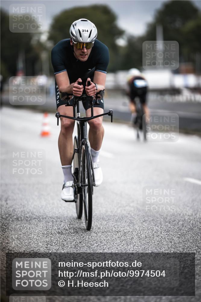 16.08.2026 - KN Förde Triathlon 2026 H.Heesch http://msf.ph/oto/9974504 16.08.2026 11:02:16 Radfahren 314, 327, 441 meine-sportfotos.de