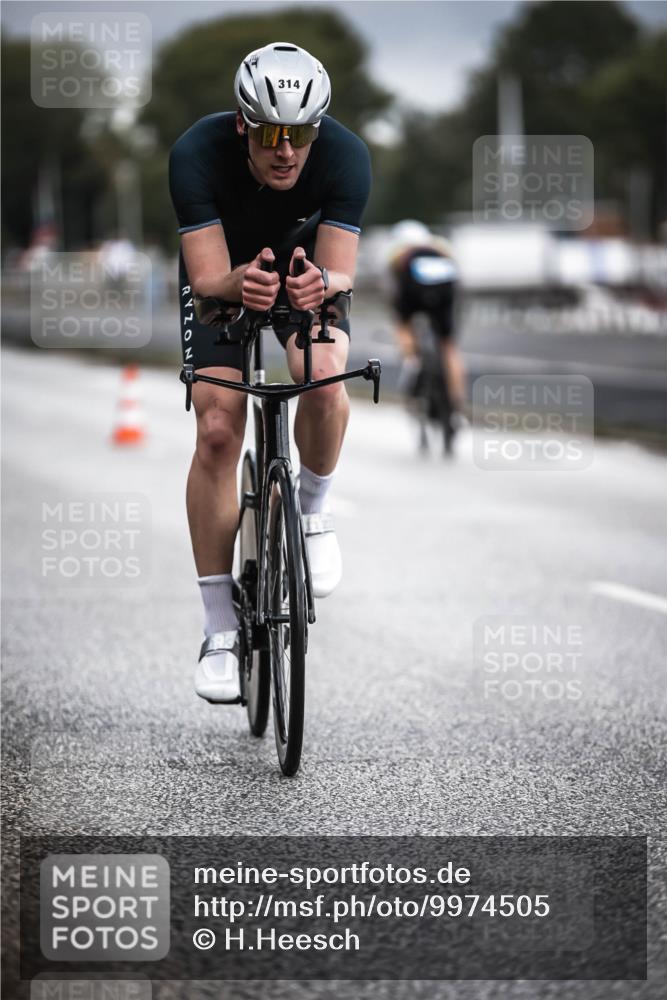 16.08.2026 - KN Förde Triathlon 2026 H.Heesch http://msf.ph/oto/9974505 16.08.2026 11:02:16 Radfahren 314, 327, 441 meine-sportfotos.de