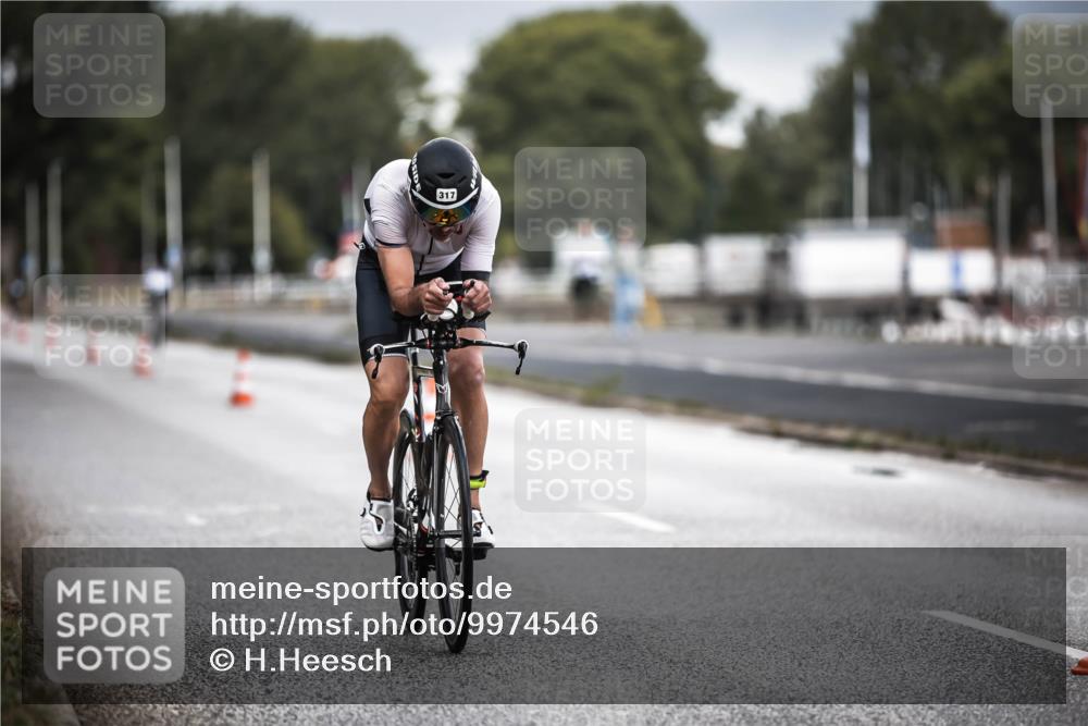 16.08.2026 - KN Förde Triathlon 2026 H.Heesch http://msf.ph/oto/9974546 16.08.2026 11:02:40 Radfahren 317, 324, 336 meine-sportfotos.de
