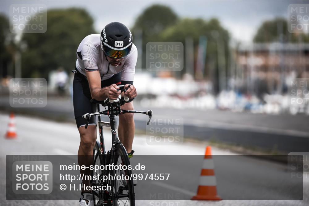16.08.2026 - KN Förde Triathlon 2026 H.Heesch http://msf.ph/oto/9974557 16.08.2026 11:02:40 Radfahren 317, 324, 336 meine-sportfotos.de