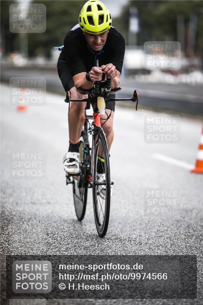 16.08.2026 - KN Förde Triathlon 2026 H.Heesch http://msf.ph/oto/9974566 16.08.2026 11:02:55 Radfahren 221, 312, 337, 341, 373 meine-sportfotos.de