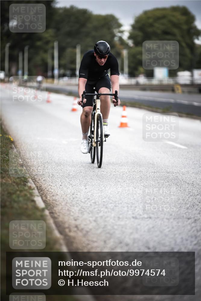 16.08.2026 - KN Förde Triathlon 2026 H.Heesch http://msf.ph/oto/9974574 16.08.2026 11:02:57 Radfahren 221, 312, 337, 341, 373 meine-sportfotos.de