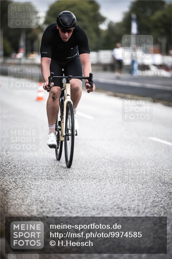 16.08.2026 - KN Förde Triathlon 2026 H.Heesch http://msf.ph/oto/9974585 16.08.2026 11:02:58 Radfahren 221, 312, 337, 341, 373 meine-sportfotos.de