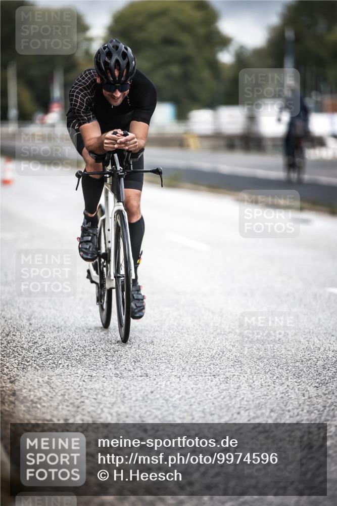 16.08.2026 - KN Förde Triathlon 2026 H.Heesch http://msf.ph/oto/9974596 16.08.2026 11:03:27 Radfahren 323 meine-sportfotos.de