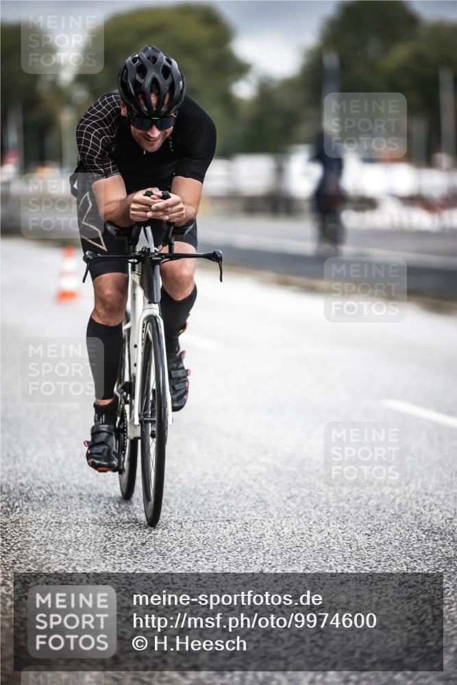 16.08.2026 - KN Förde Triathlon 2026 H.Heesch http://msf.ph/oto/9974600 16.08.2026 11:03:27 Radfahren 323 meine-sportfotos.de