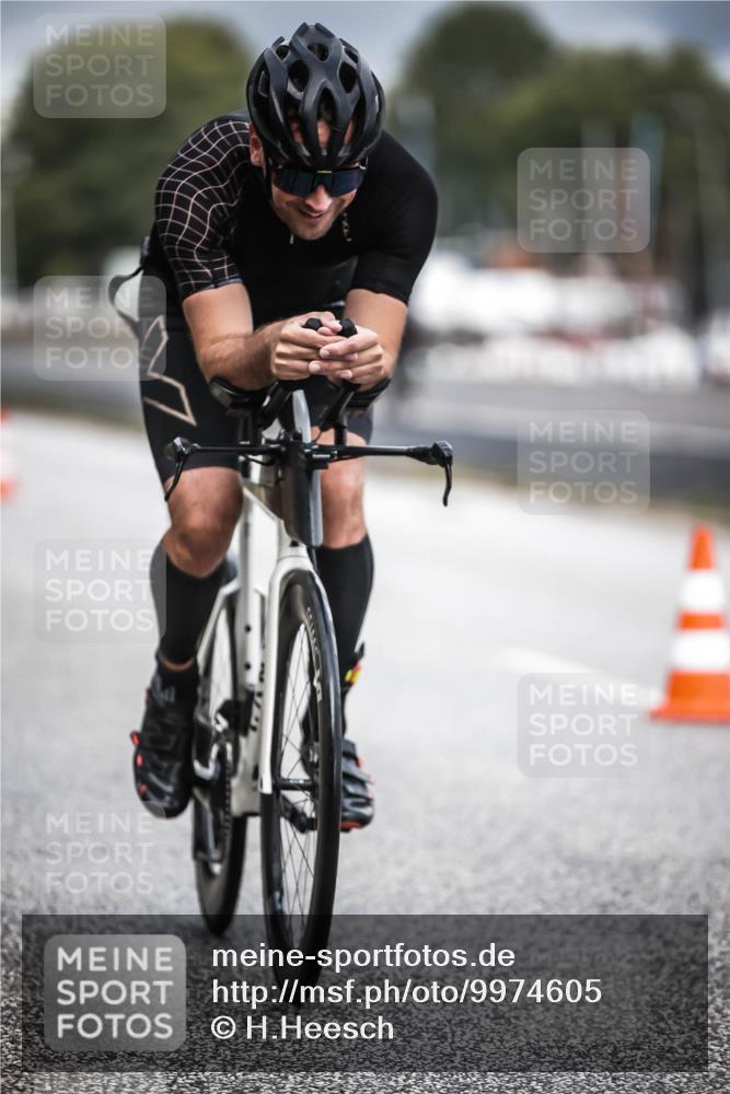 16.08.2026 - KN Förde Triathlon 2026 H.Heesch http://msf.ph/oto/9974605 16.08.2026 11:03:27 Radfahren 323 meine-sportfotos.de