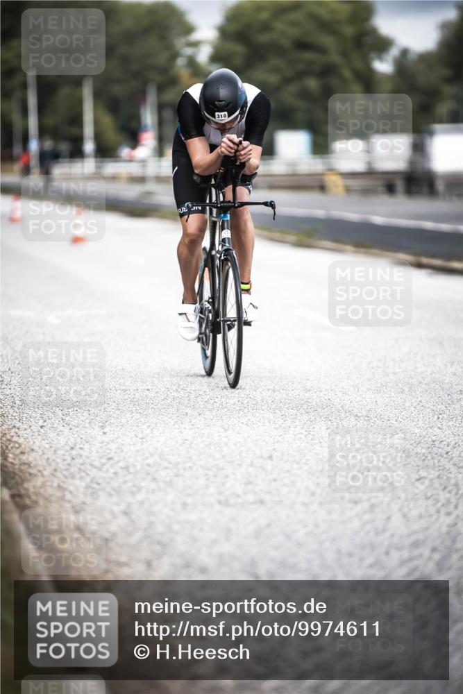 16.08.2026 - KN Förde Triathlon 2026 H.Heesch http://msf.ph/oto/9974611 16.08.2026 11:03:52 Radfahren 310 meine-sportfotos.de