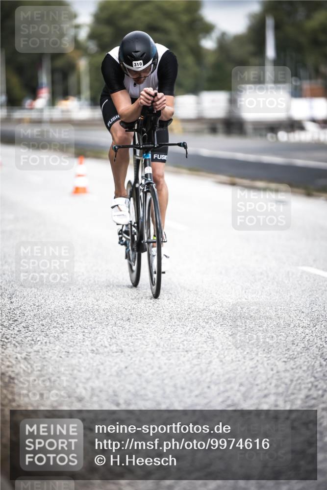 16.08.2026 - KN Förde Triathlon 2026 H.Heesch http://msf.ph/oto/9974616 16.08.2026 11:03:52 Radfahren 310 meine-sportfotos.de