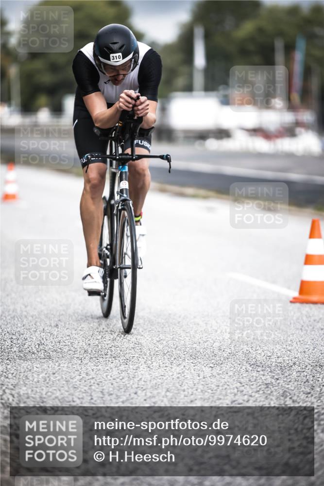 16.08.2026 - KN Förde Triathlon 2026 H.Heesch http://msf.ph/oto/9974620 16.08.2026 11:03:53 Radfahren 310 meine-sportfotos.de