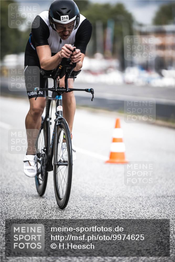 16.08.2026 - KN Förde Triathlon 2026 H.Heesch http://msf.ph/oto/9974625 16.08.2026 11:03:53 Radfahren 310 meine-sportfotos.de