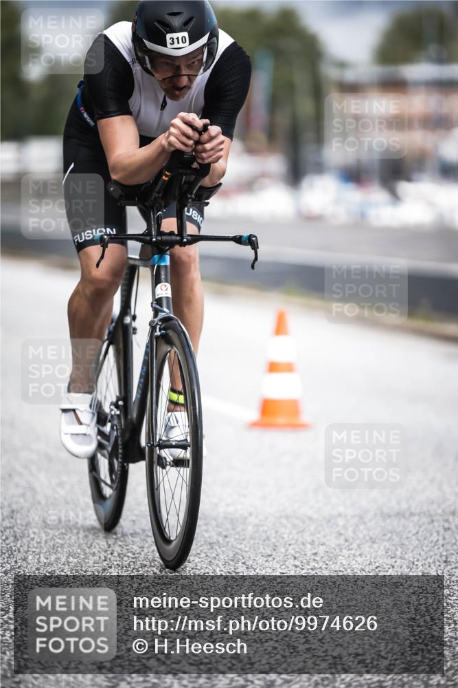 16.08.2026 - KN Förde Triathlon 2026 H.Heesch http://msf.ph/oto/9974626 16.08.2026 11:03:53 Radfahren 310 meine-sportfotos.de
