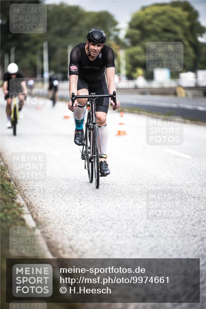 16.08.2026 - KN Förde Triathlon 2026 H.Heesch http://msf.ph/oto/9974661 16.08.2026 11:04:16 Radfahren 309, 329, 340 meine-sportfotos.de