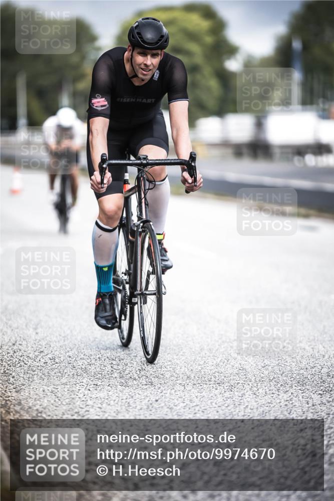 16.08.2026 - KN Förde Triathlon 2026 H.Heesch http://msf.ph/oto/9974670 16.08.2026 11:04:16 Radfahren 309, 329, 340 meine-sportfotos.de