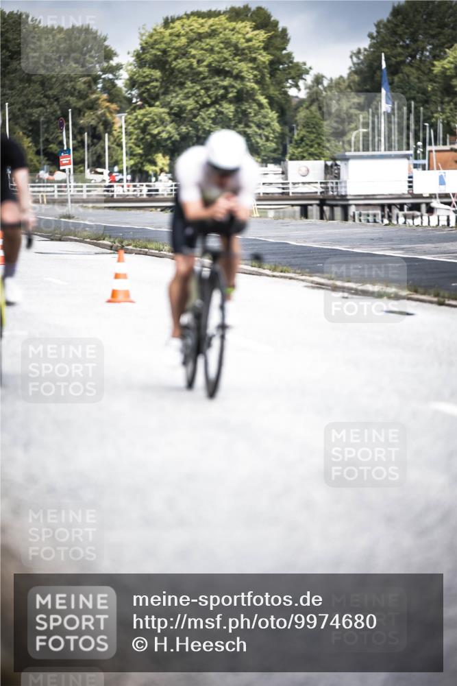 16.08.2026 - KN Förde Triathlon 2026 H.Heesch http://msf.ph/oto/9974680 16.08.2026 11:04:17 Radfahren 309, 329, 340 meine-sportfotos.de