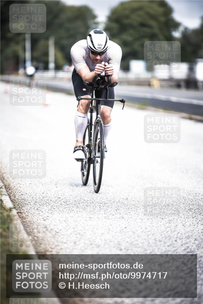 16.08.2026 - KN Förde Triathlon 2026 H.Heesch http://msf.ph/oto/9974717 16.08.2026 11:04:37 Radfahren 321 meine-sportfotos.de