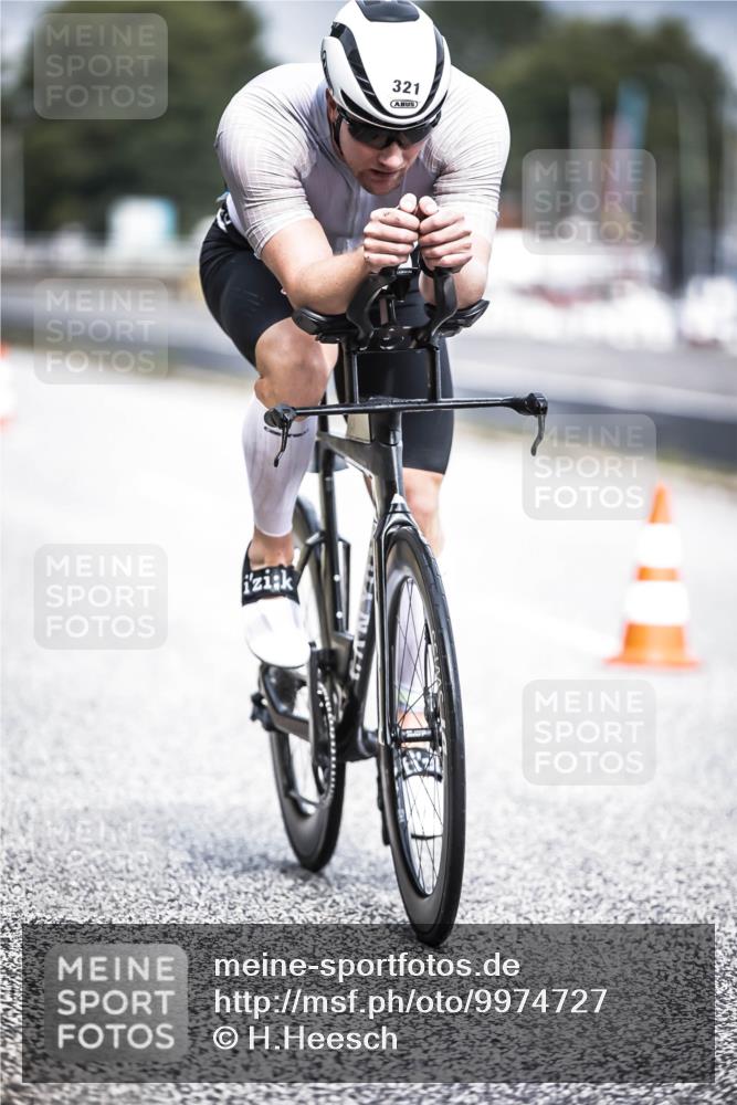 16.08.2026 - KN Förde Triathlon 2026 H.Heesch http://msf.ph/oto/9974727 16.08.2026 11:04:37 Radfahren 321 meine-sportfotos.de